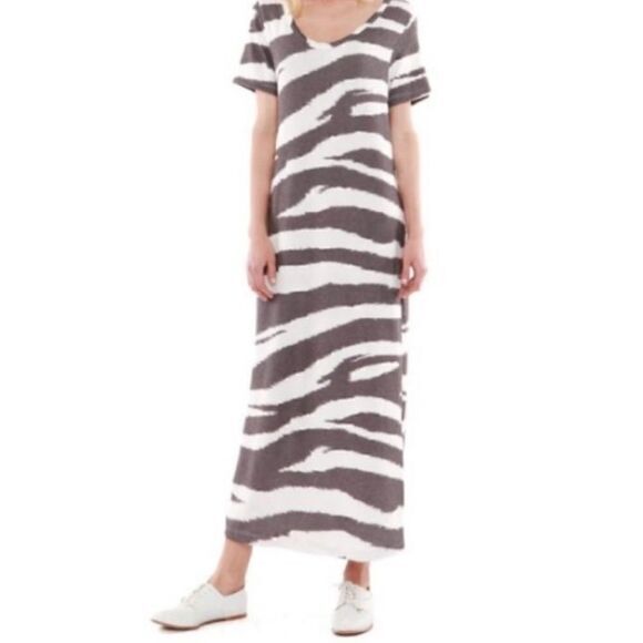‎Hye Park and Lune Zebra Print Maxi Dress - Picture 5 of 16